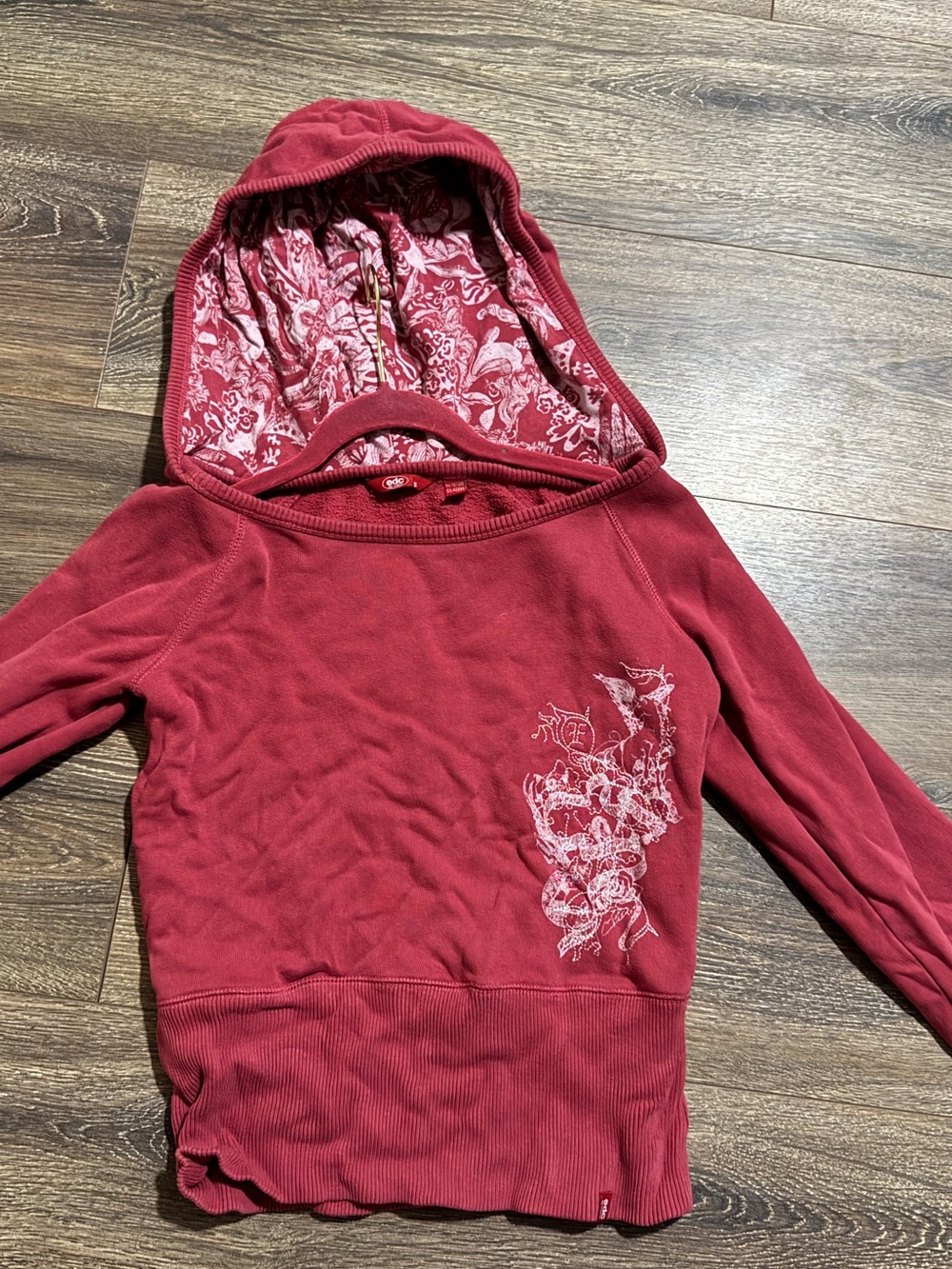 Espirt Vintage Off The Shoulder Hooded Sweater with White Floral Lining